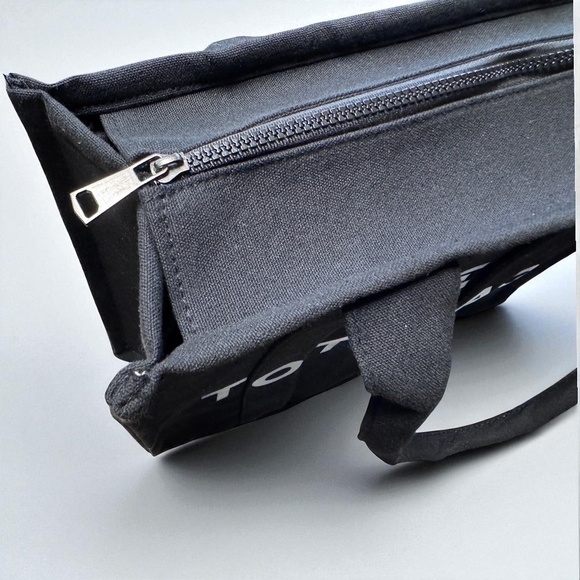 "THE TOTEBAG" Black Canvas Tote – Chic, Spacious & Brand New! 🖤 - Picture 7 of 12